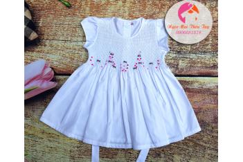 VÁY THÊU SMOCK TRẺ EM