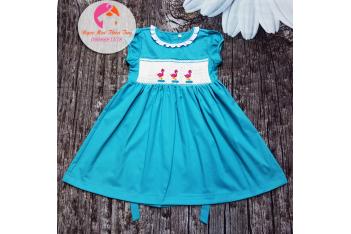VÁY THÊU SMOCK TRẺ EM