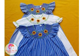 Đầm Smock thêu tay