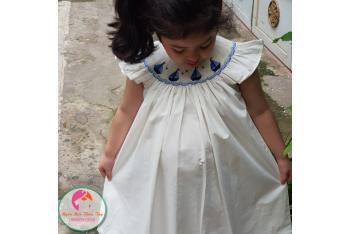Đầm Smock thêu tay