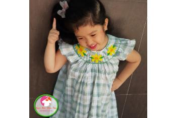 Đầm Smock thêu tay