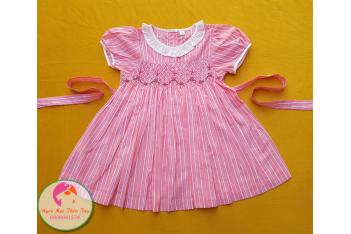 Đầm Smock thêu tay