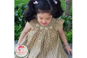 Đầm Smock thêu tay