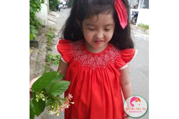 Đầm Smock thêu tay