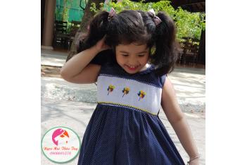 Đầm Smock thêu tay